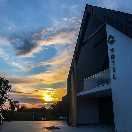 & Restauracja Nad Sandela 3*