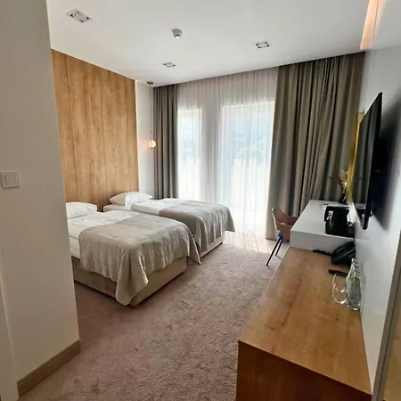 & Restauracja Nad Sandela 호텔 Lubawa